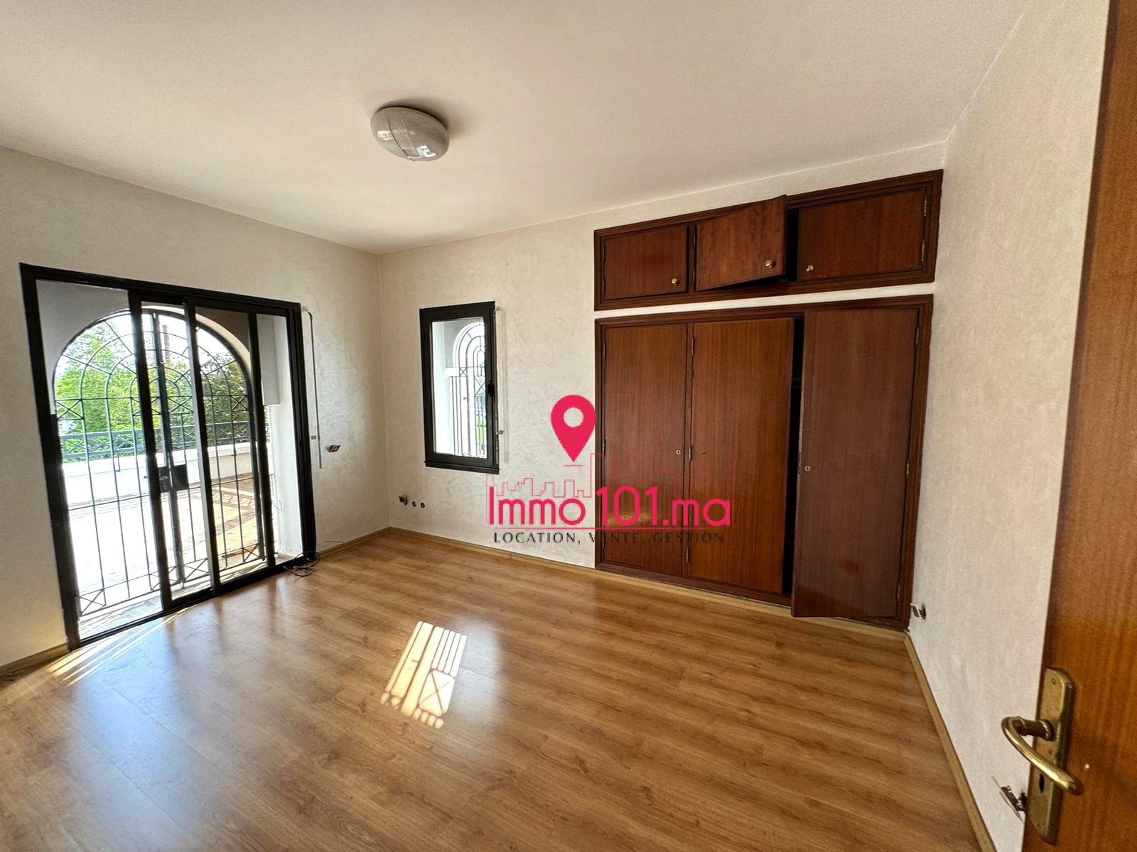 Location villa usage bureau à Hay Riad ZLLB1795